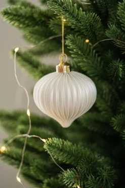 Kremmerhuset Julekule dråpe rille hvit| Julekuler