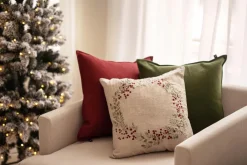 Kremmerhuset Putetrekk krans broderi 48x48 cm| Putetrekk|Juletekstil